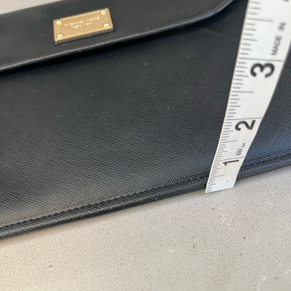 Michael Kors Saffiano Leather Black Envelope Clutch Portfolio Laptop Case - Picture 10 of 10